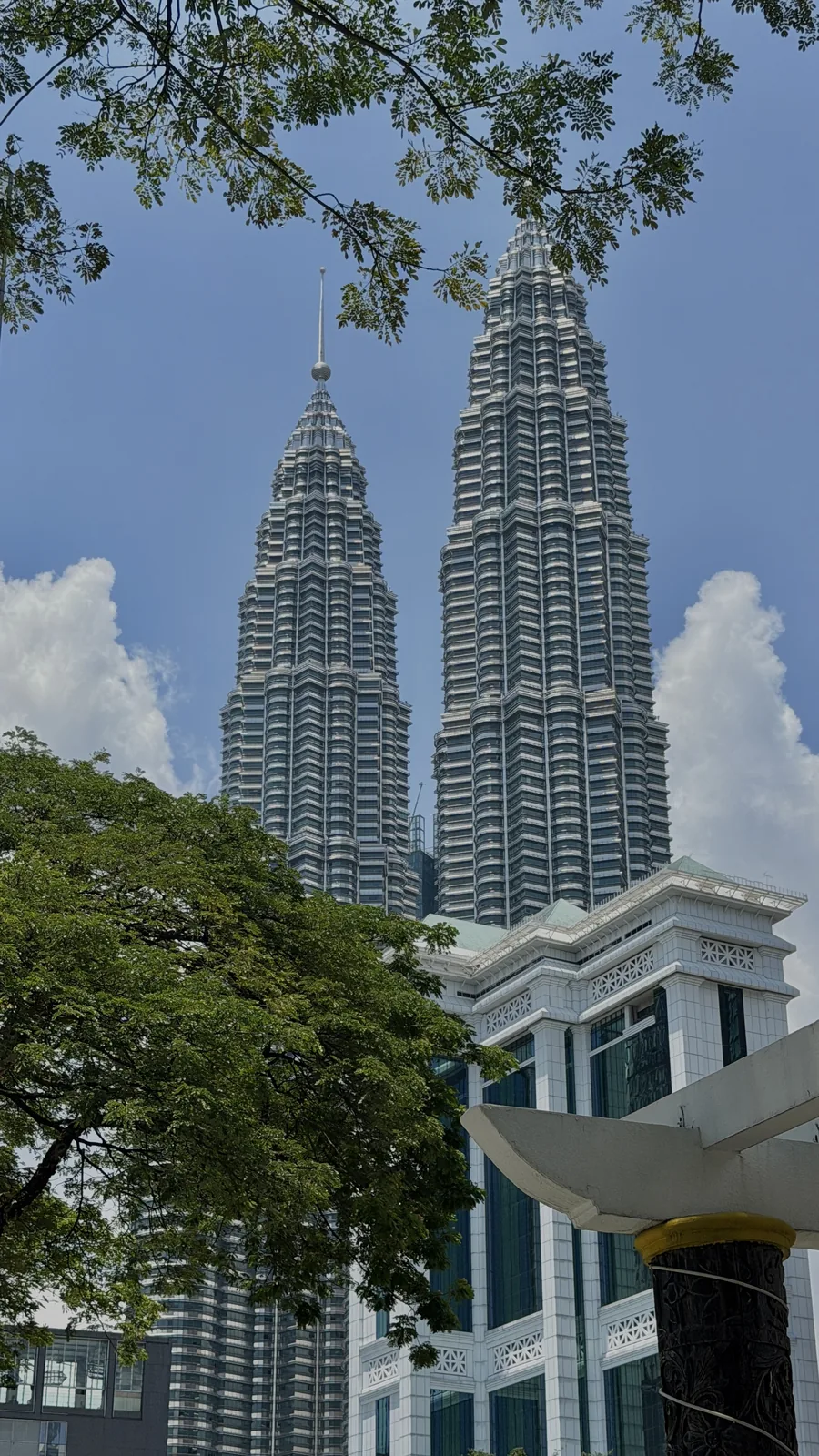 Wieże Petronas Twin Towers w Kuala Lumpur